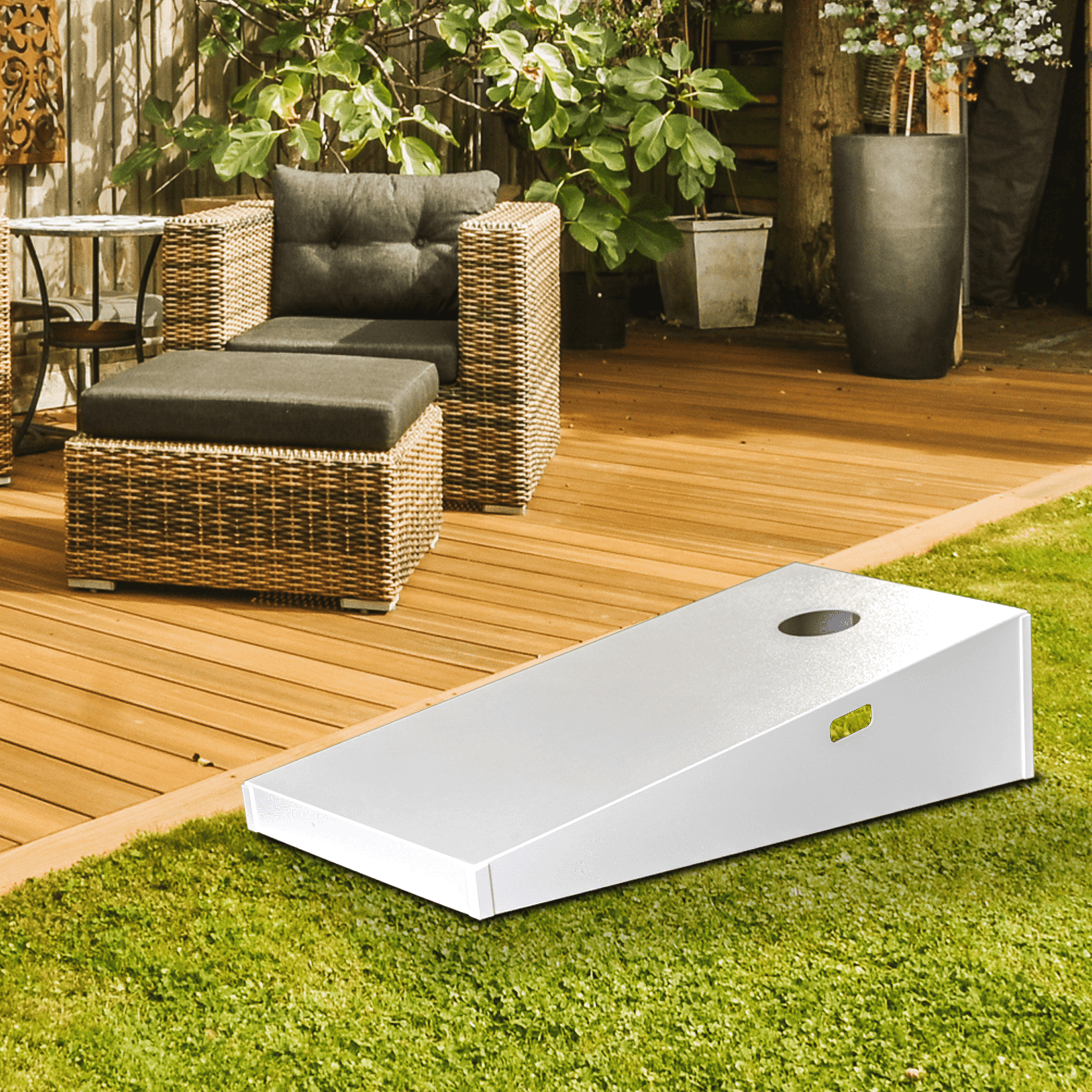 Outdoor Cornhole Set